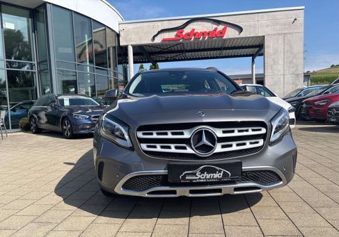 Mercedes-Benz GLA 200, 2018 2