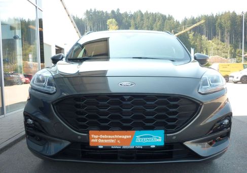 Ford Kuga, 2022