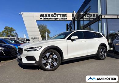Volvo V60, 2022