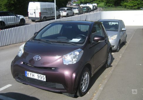 Toyota IQ, 2009