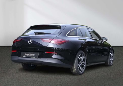 Mercedes-Benz CLA 200, 2025