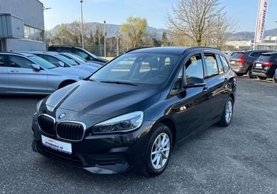 BMW 216, 2022