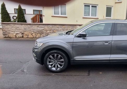 Volkswagen T-Roc, 2022