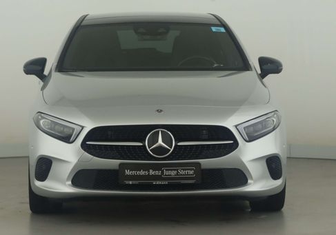 Mercedes-Benz A 220, 2021