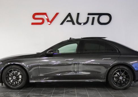 Mercedes-Benz E 220, 2025 3