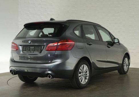BMW 218, 2020 3