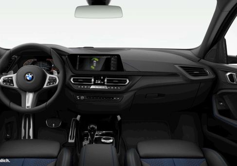 BMW 120, 2023