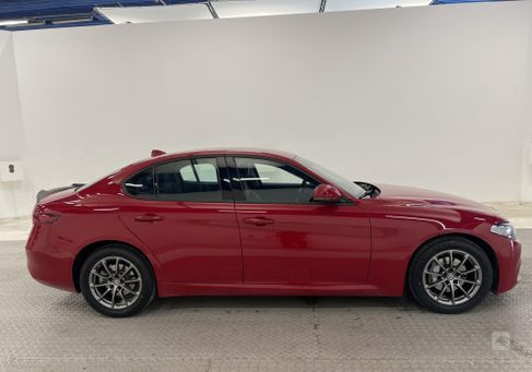 Alfa Romeo Giulia, 2019