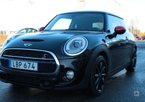 MINI, 2016