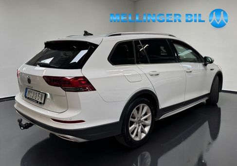 Volkswagen Golf, 2023 3