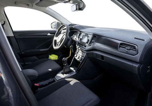 Volkswagen T-Roc, 2021