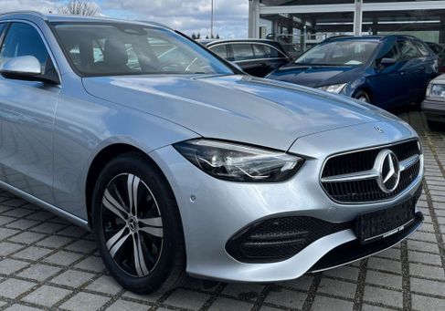 Mercedes-Benz C 220, 2022