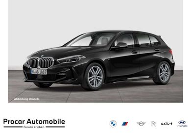 BMW 118, 2023