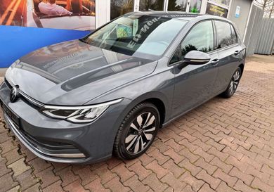 Volkswagen Golf, 2023
