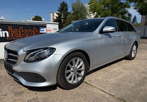 Mercedes-Benz E 200, 2020