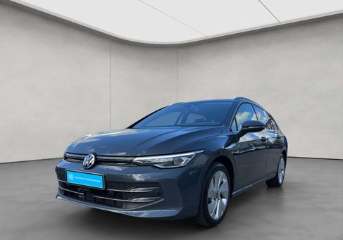Volkswagen Golf, 2024