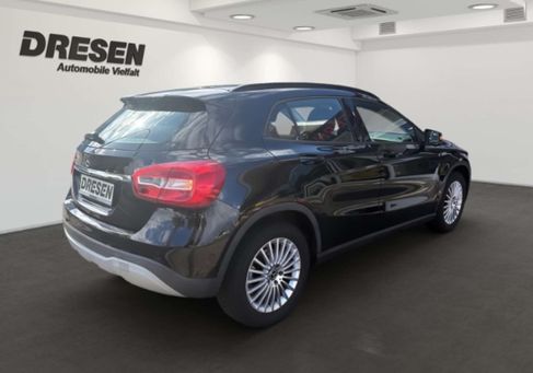 Mercedes-Benz GLA 200, 2019 3