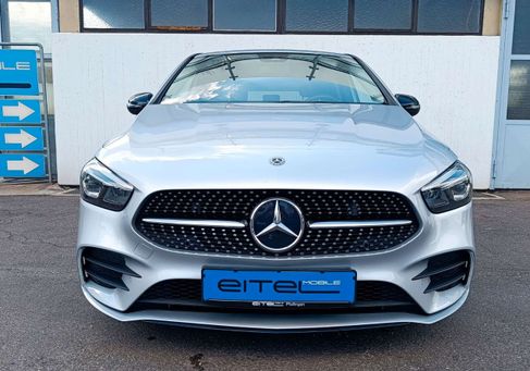 Mercedes-Benz B 180, 2019