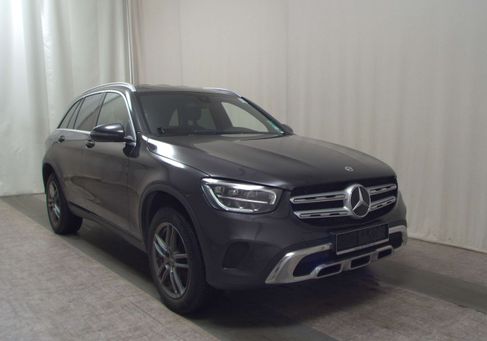 Mercedes-Benz GLC 300, 2022