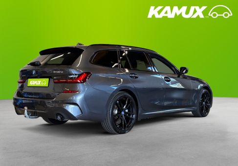 BMW 330, 2022