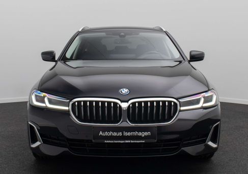 BMW 530, 2022
