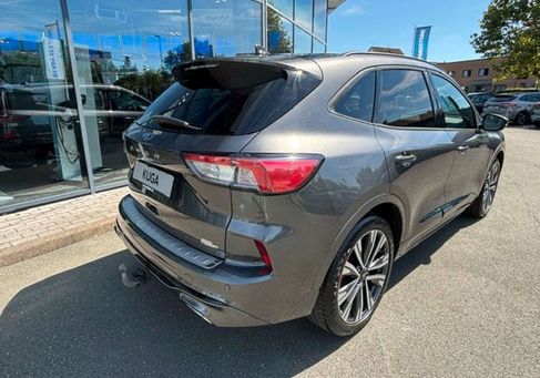 Ford Kuga, 2022