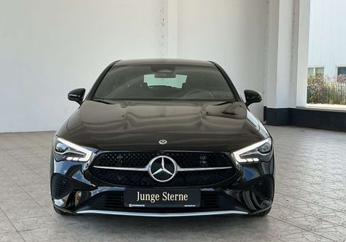 Mercedes-Benz CLA 200, 2025