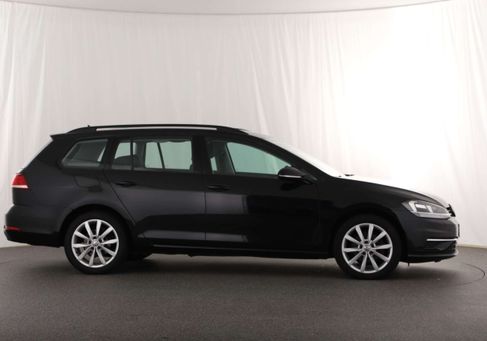 Volkswagen Golf, 2019 3