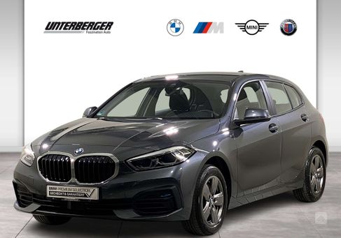 BMW 118, 2021