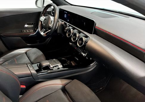 Mercedes-Benz A 180, 2020