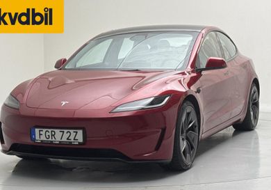 Tesla Model 3, 2024