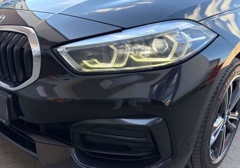 BMW 118, 2022
