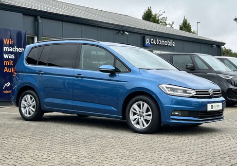 Volkswagen Touran, 2022 3