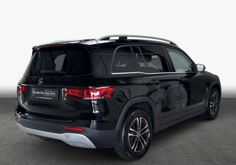 Mercedes-Benz GLB 200, 2023