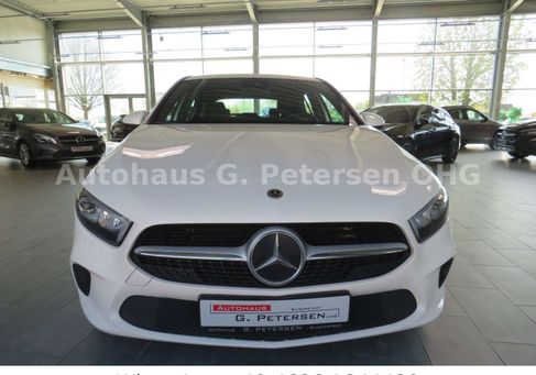 Mercedes-Benz A 200, 2021