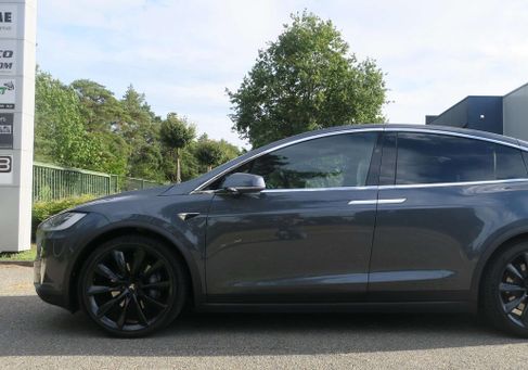 Tesla Model X, 2019