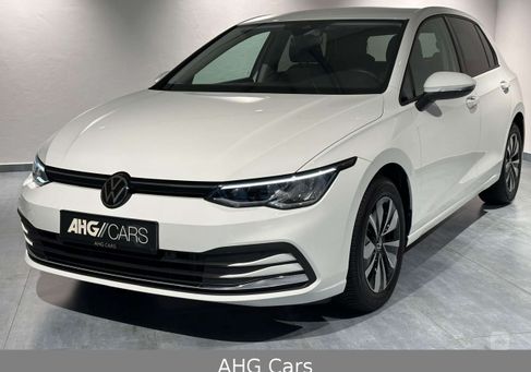 Volkswagen Golf, 2024