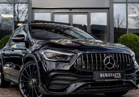 Mercedes-Benz GLA 35 AMG, 2022