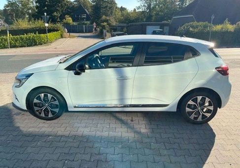 Renault Clio, 2023