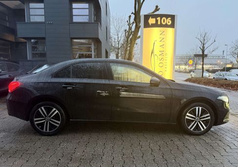 Mercedes-Benz A 250, 2022