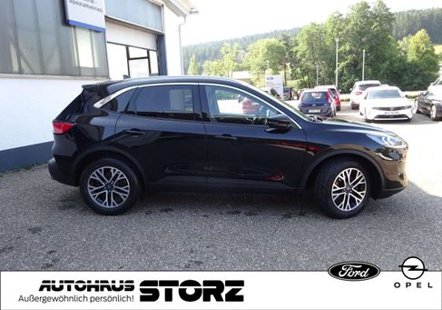 Ford Kuga, 2022