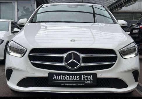 Mercedes-Benz B 200, 2021