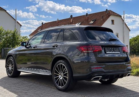 Mercedes-Benz GLC 300, 2019 3