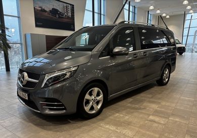 Mercedes-Benz V 300, 2022