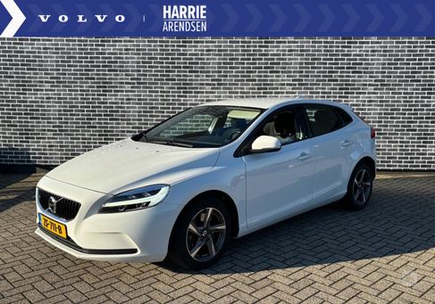 Volvo V40, 2019