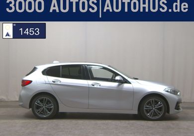 BMW 118, 2021