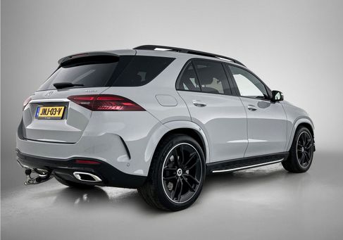 Mercedes-Benz GLE 400, 2025