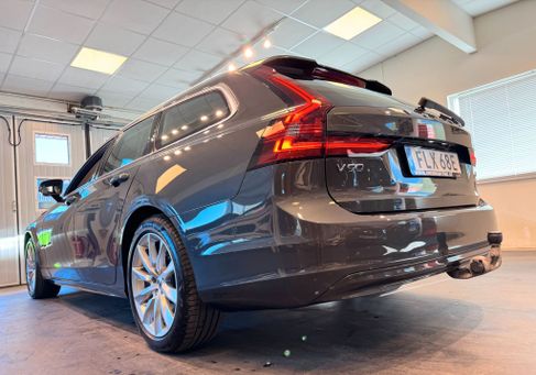 Volvo V90, 2021