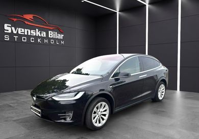 Tesla Model X, 2017
