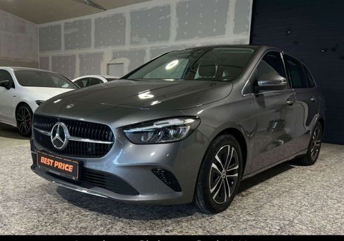 Mercedes-Benz B 180, 2024